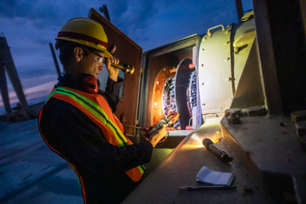 Best Affordable Emergency Electrician  in Lamar, MO
